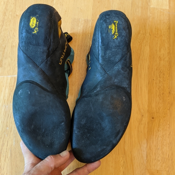 La Sportiva Futura Sz 44.5 climbing shoe - Picture 6 of 10